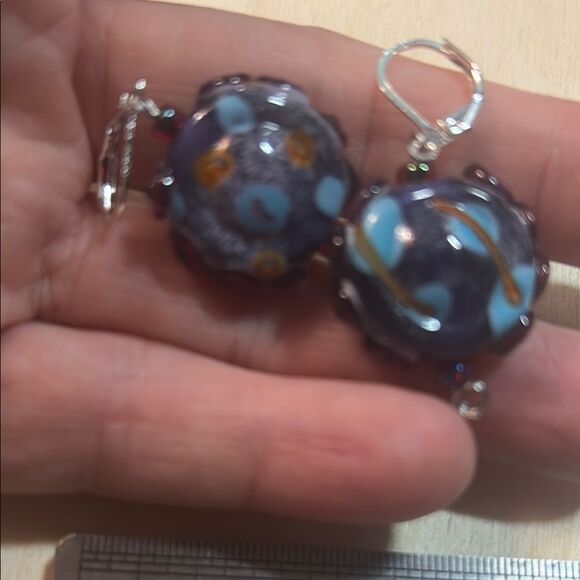 Elegant Blue and Silver Earrings - Picture 2 of 5